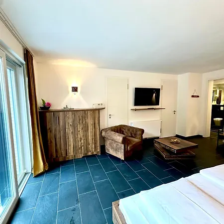Seaside-townhouse Aparthotel 3*