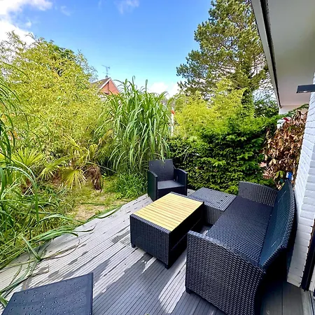 Aparthotel Seaside-townhouse 3*