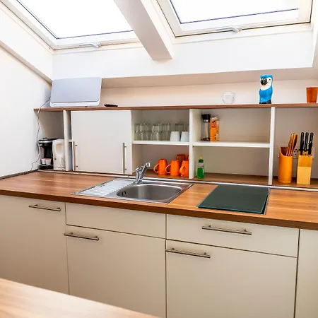 Hotel apartamentowy Seaside-townhouse 2*