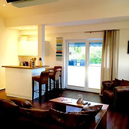 Aparthotel Seaside-townhouse