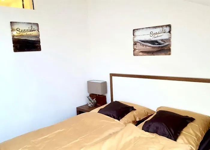 Seaside-townhouse